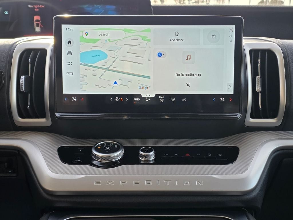 2025 Ford Expedition Active