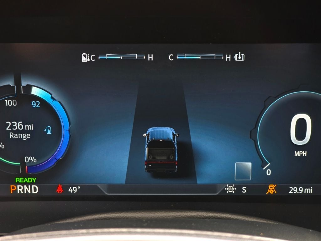 2025 Ford F-150 Lightning Flash