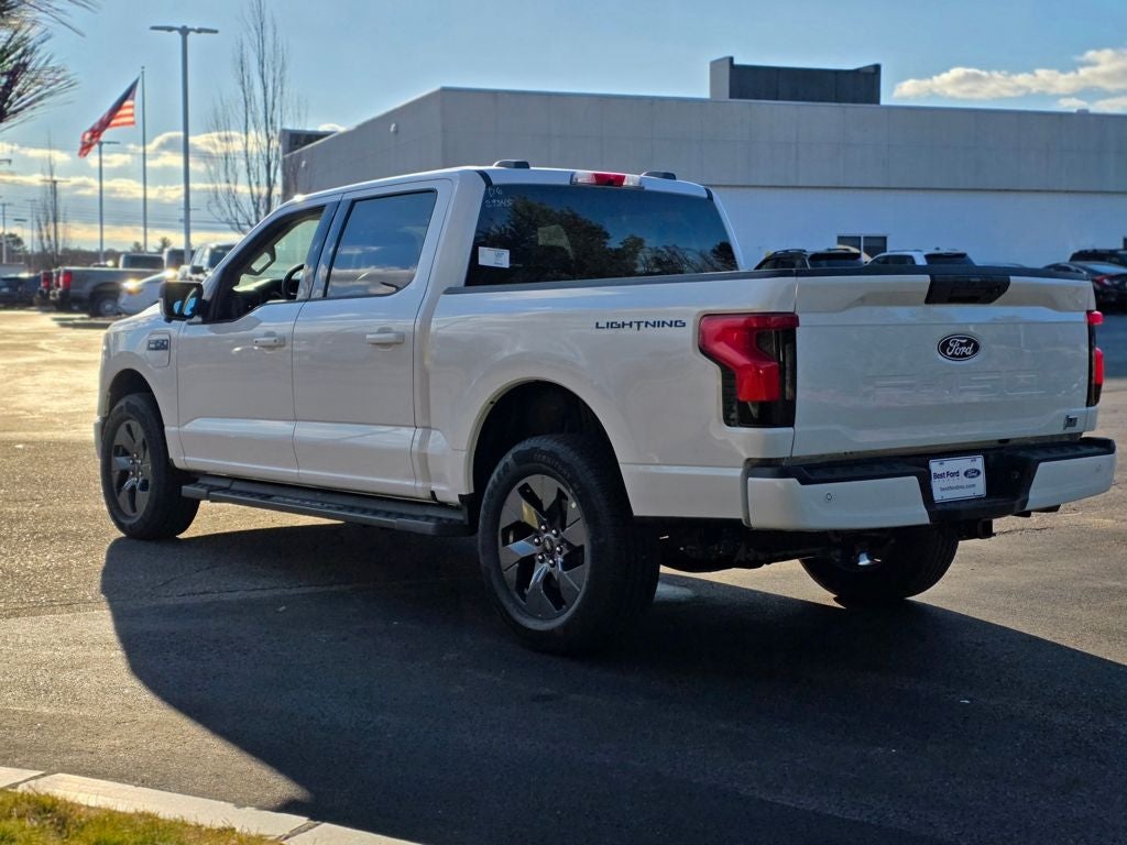2025 Ford F-150 Lightning Flash