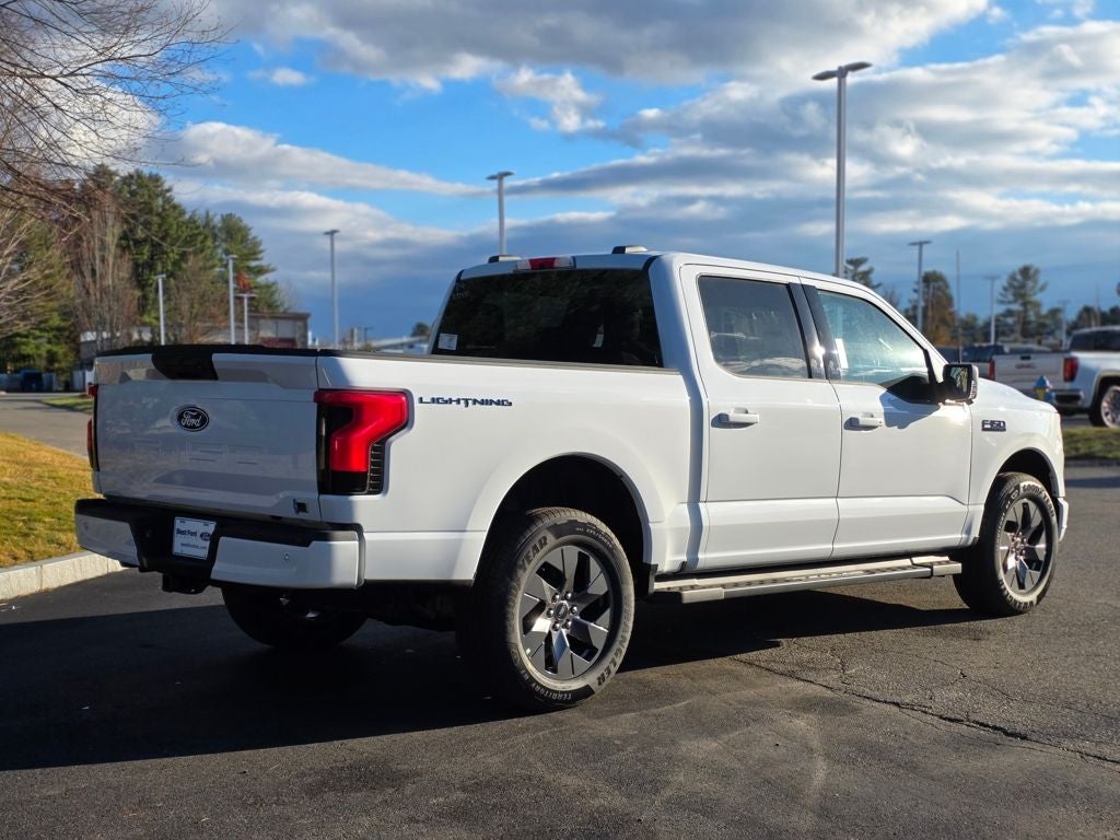 2025 Ford F-150 Lightning Flash