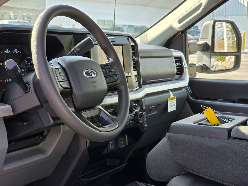 2025 Ford F-350SD XLT