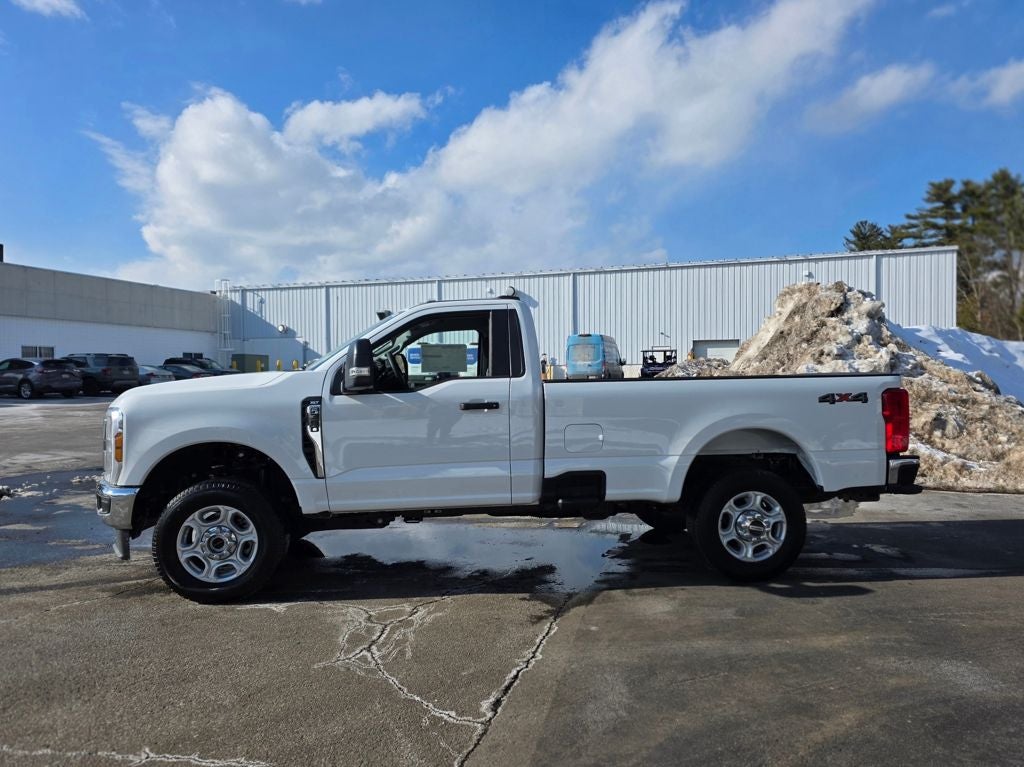 2025 Ford F-350SD XLT