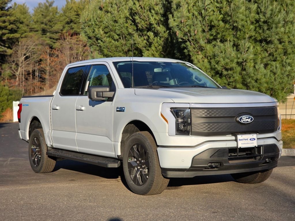 2025 Ford F-150 Lightning Flash