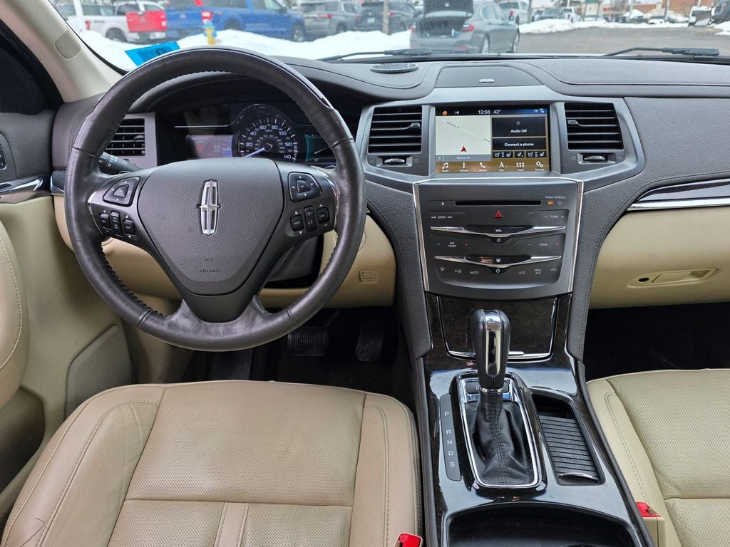 2016 Lincoln MKS Base