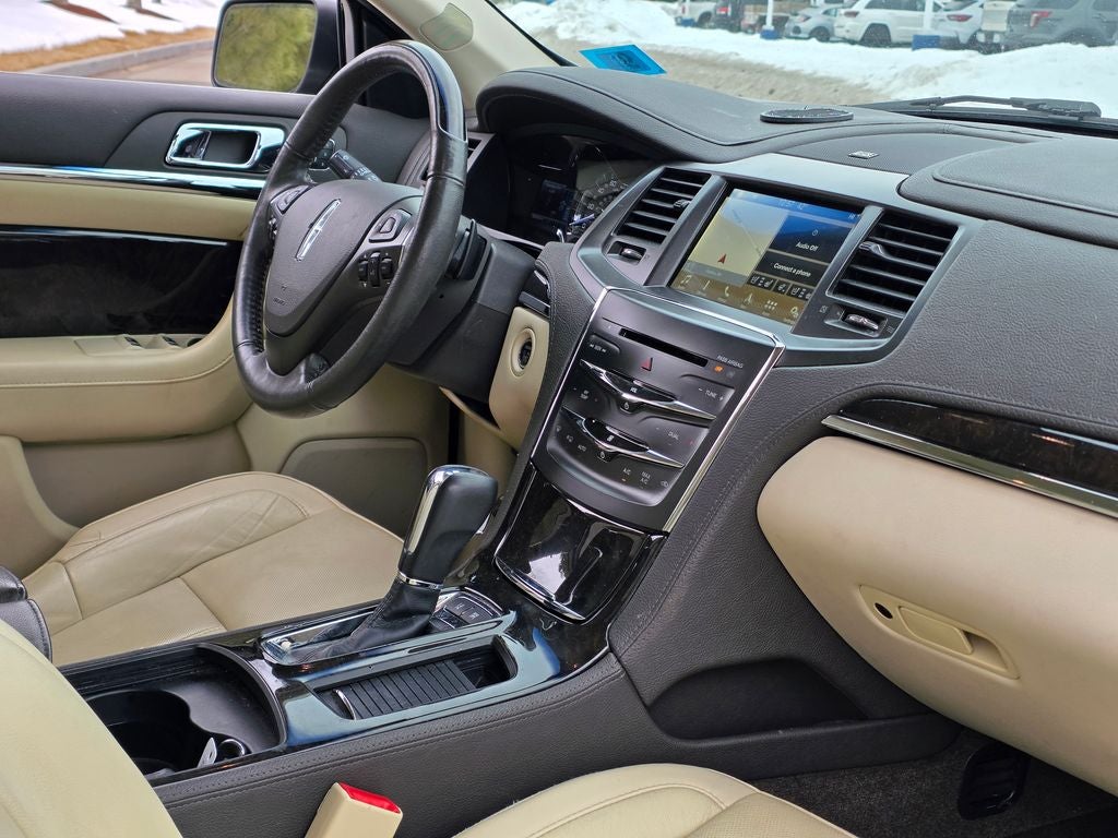 2016 Lincoln MKS Base