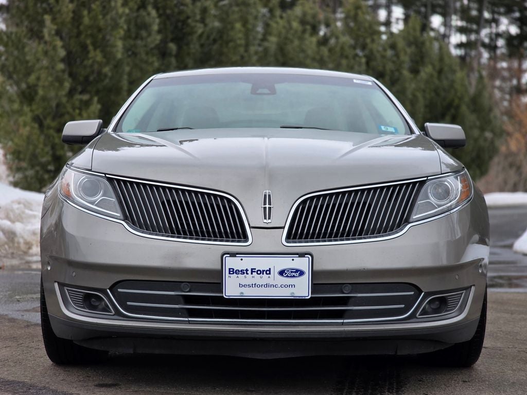 2016 Lincoln MKS Base