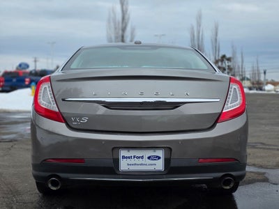 2016 Lincoln MKS Base