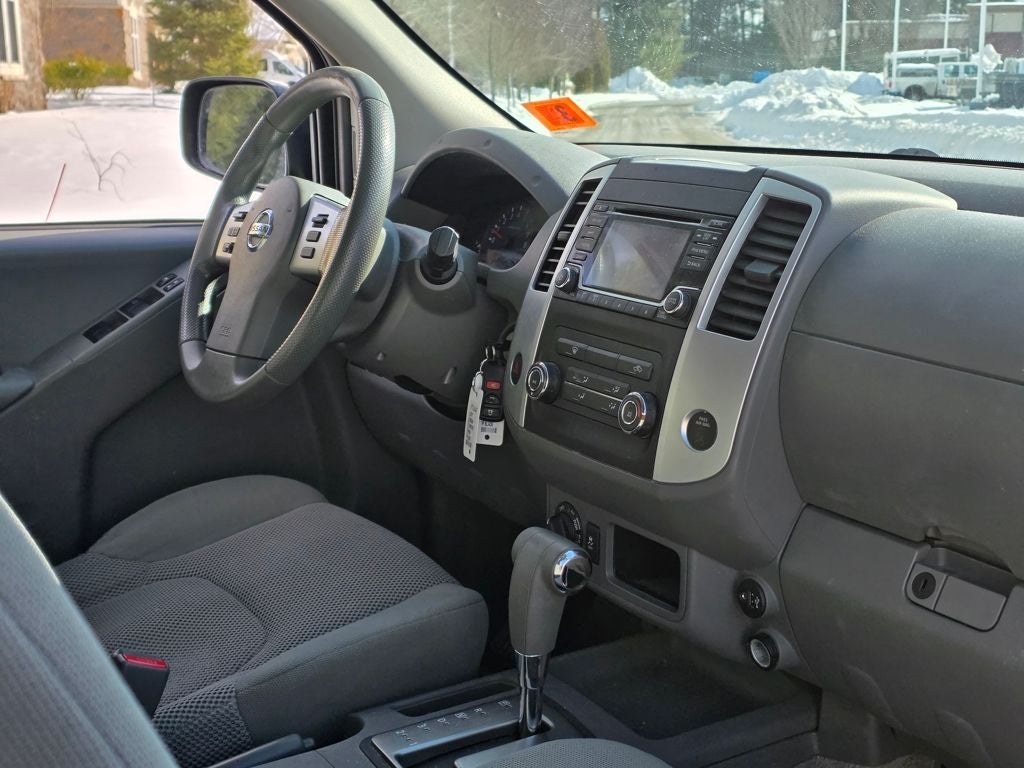 2017 Nissan Frontier SV