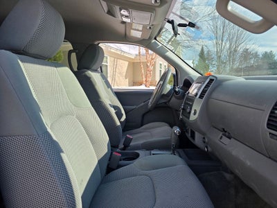 2017 Nissan Frontier SV