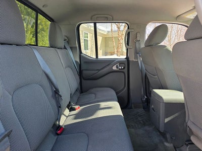 2017 Nissan Frontier SV