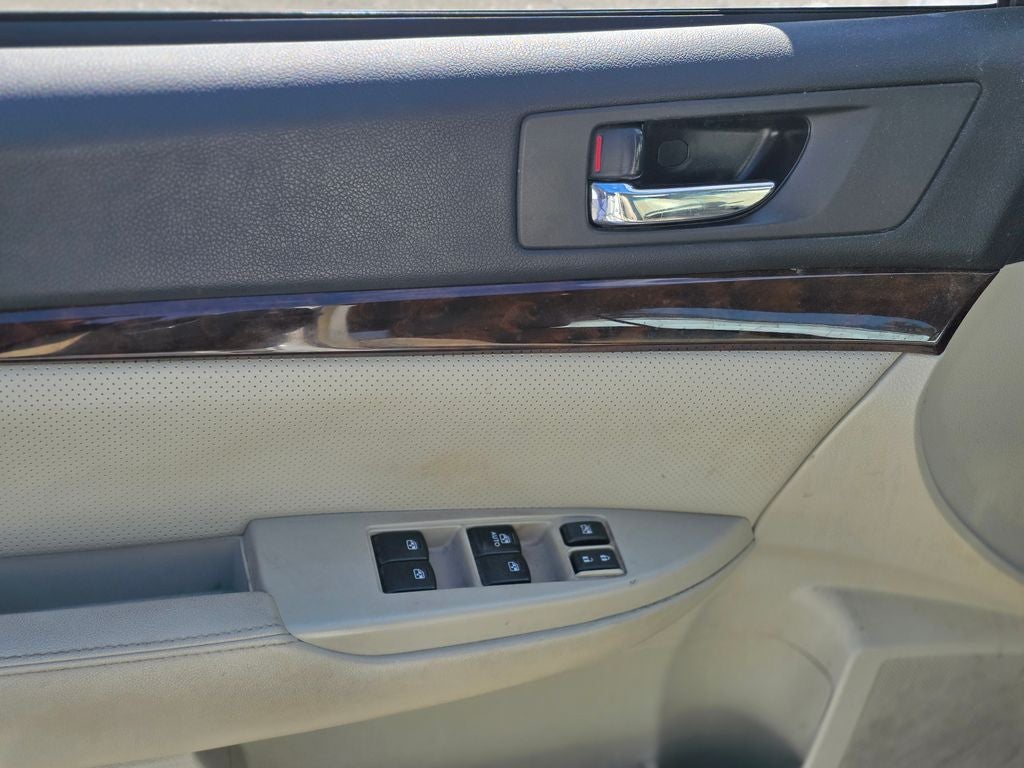 2013 Subaru Legacy 2.5i Limited