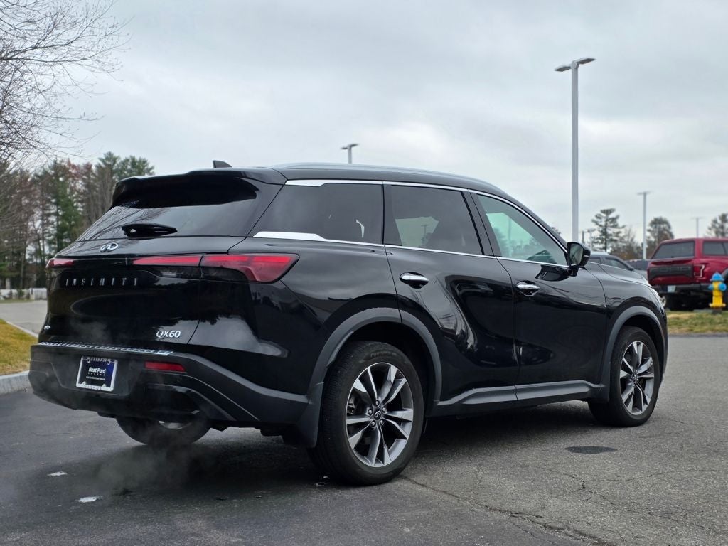 2023 INFINITI QX60 LUXE
