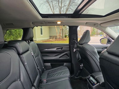 2023 INFINITI QX60 LUXE