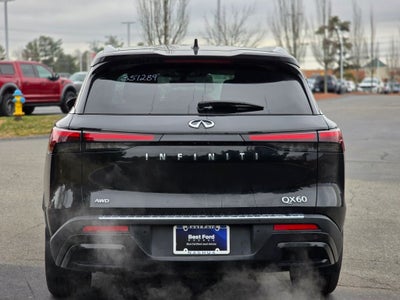 2023 INFINITI QX60 LUXE