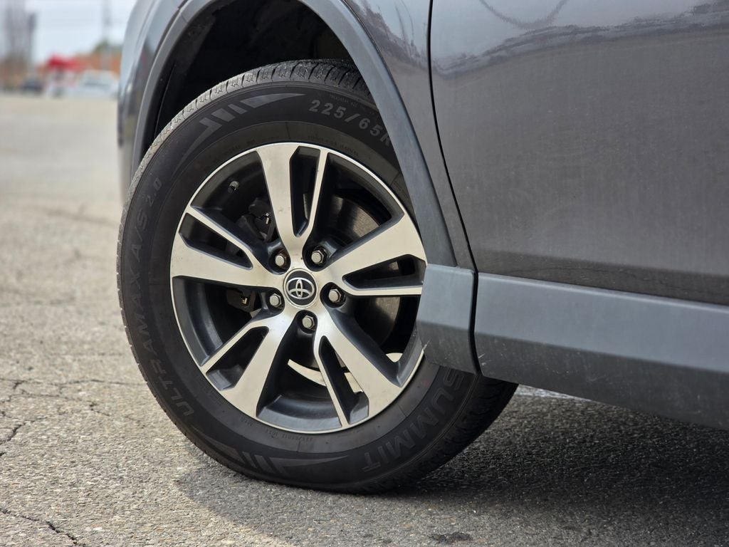 2018 Toyota RAV4 XLE