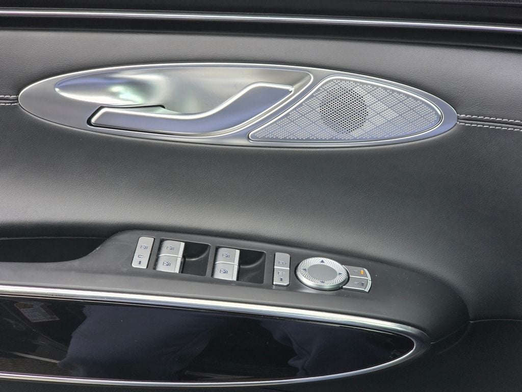 2025 Genesis GV70 2.5T