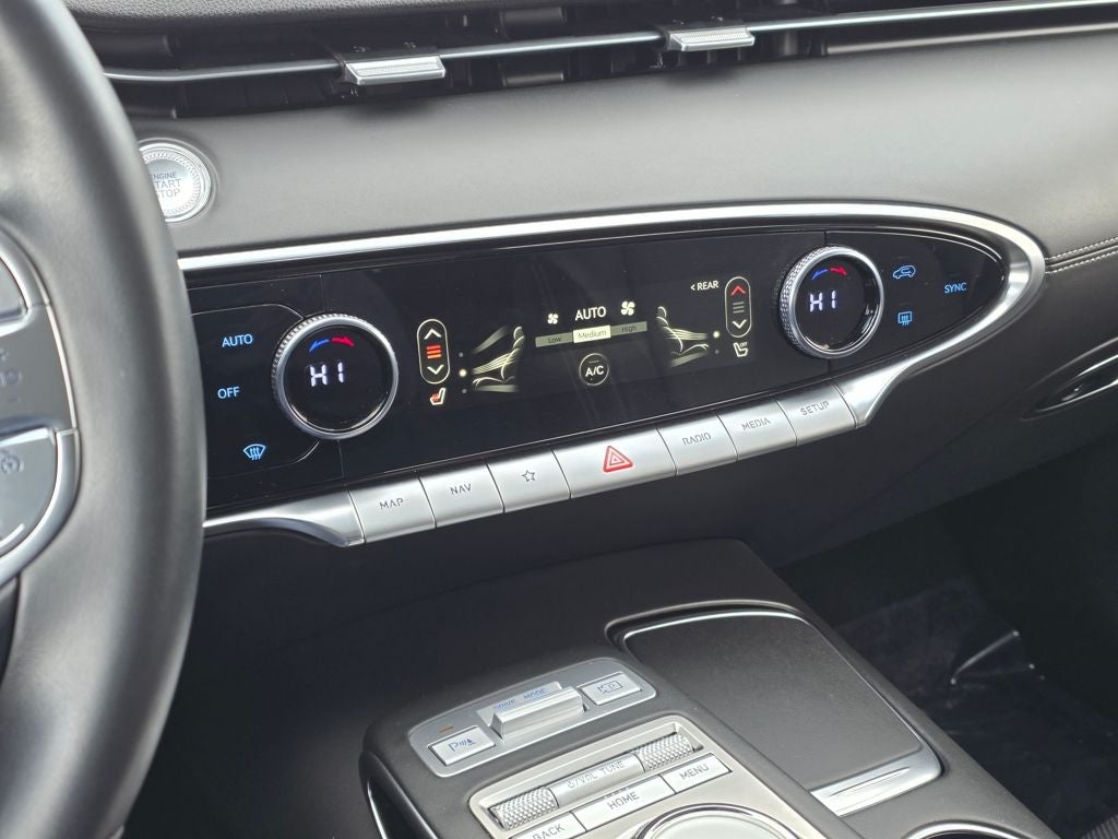 2025 Genesis GV70 2.5T
