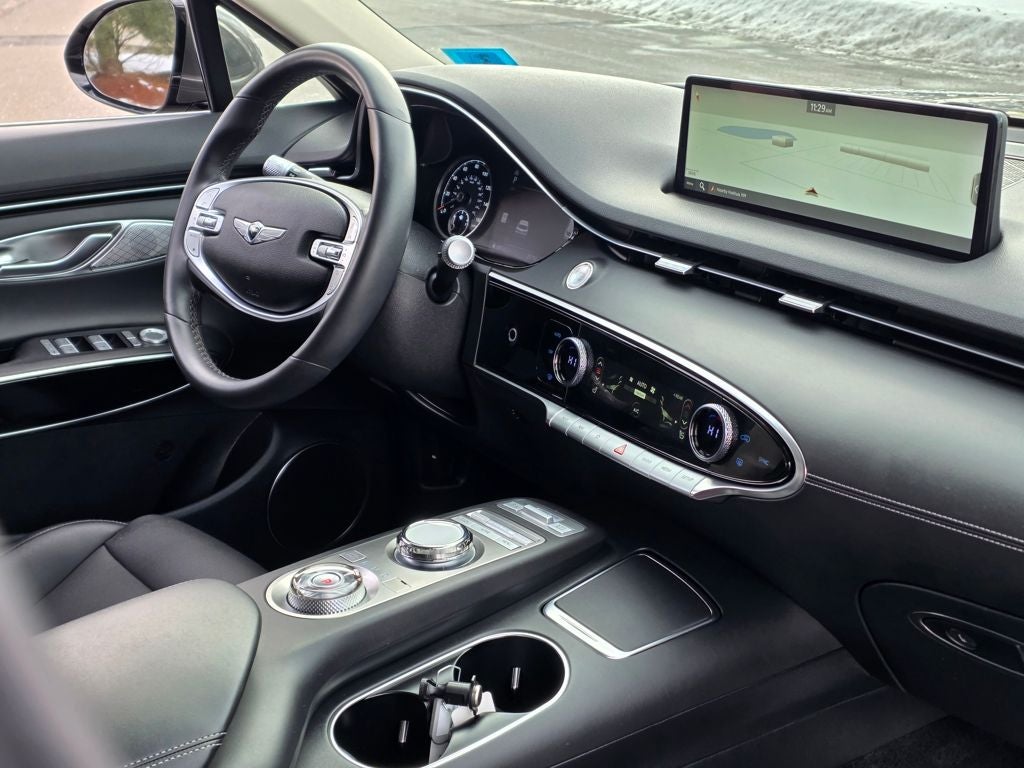 2025 Genesis GV70 2.5T