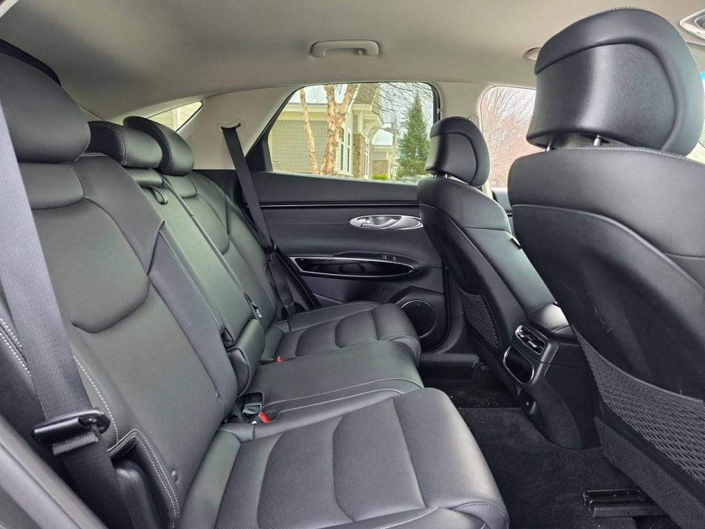 2025 Genesis GV70 2.5T